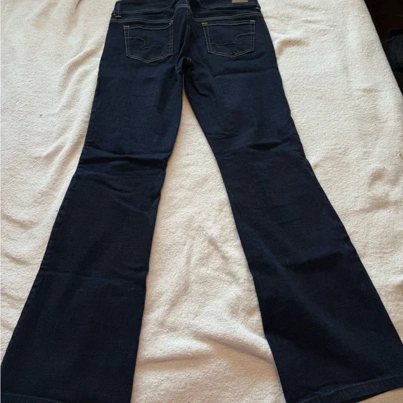 American Eagle Outfitters Women's Dark Blue Super Stretch Jeans - Picture 2 of 3